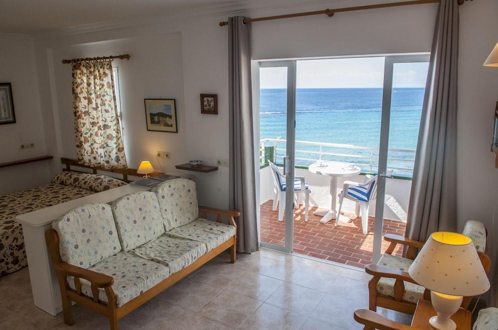 Apartamentos Vistamar Santo Tomás Екстериор снимка