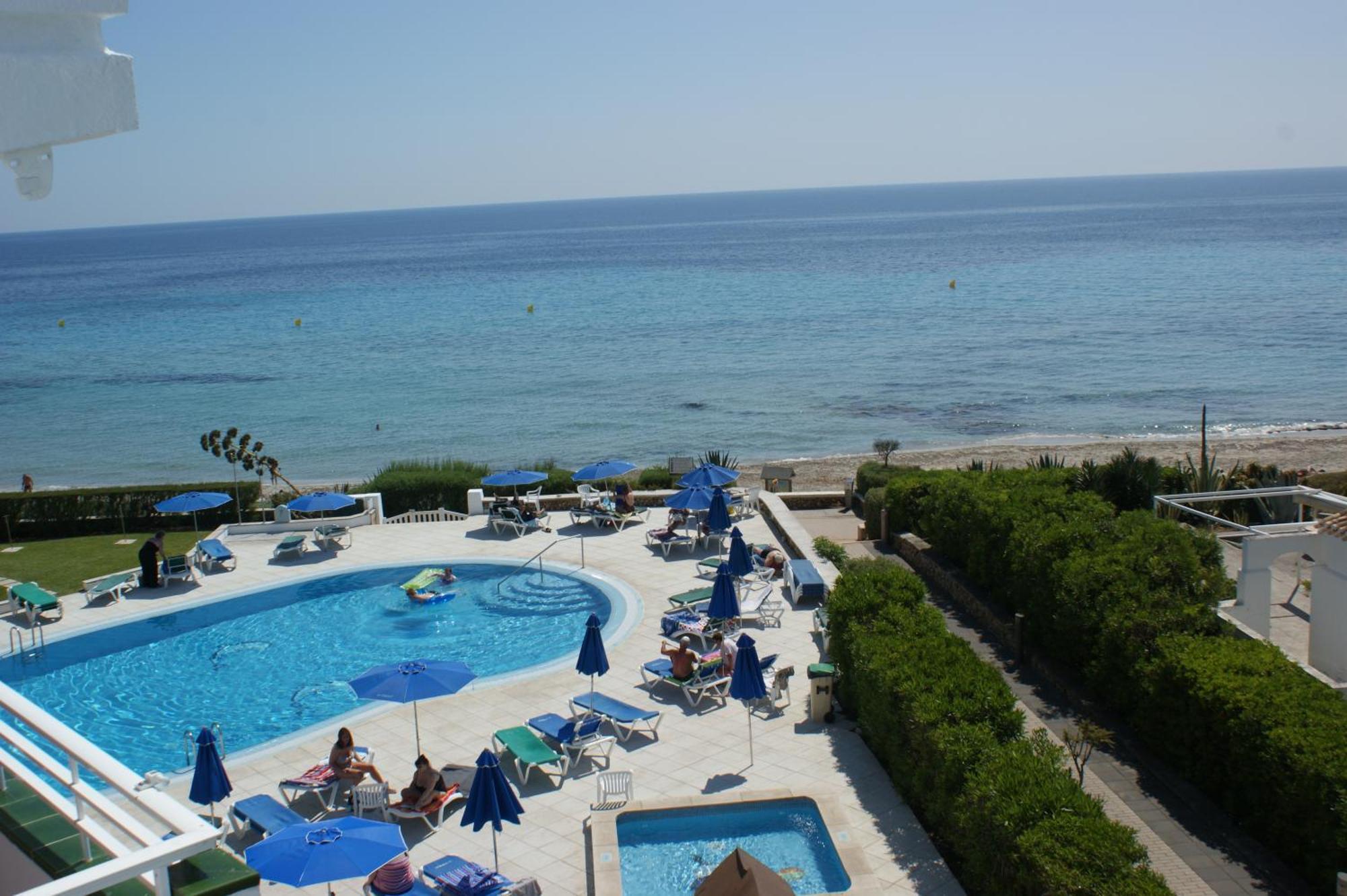 Apartamentos Vistamar Santo Tomás Екстериор снимка