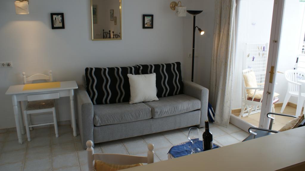 Apartamentos Vistamar Santo Tomás Екстериор снимка