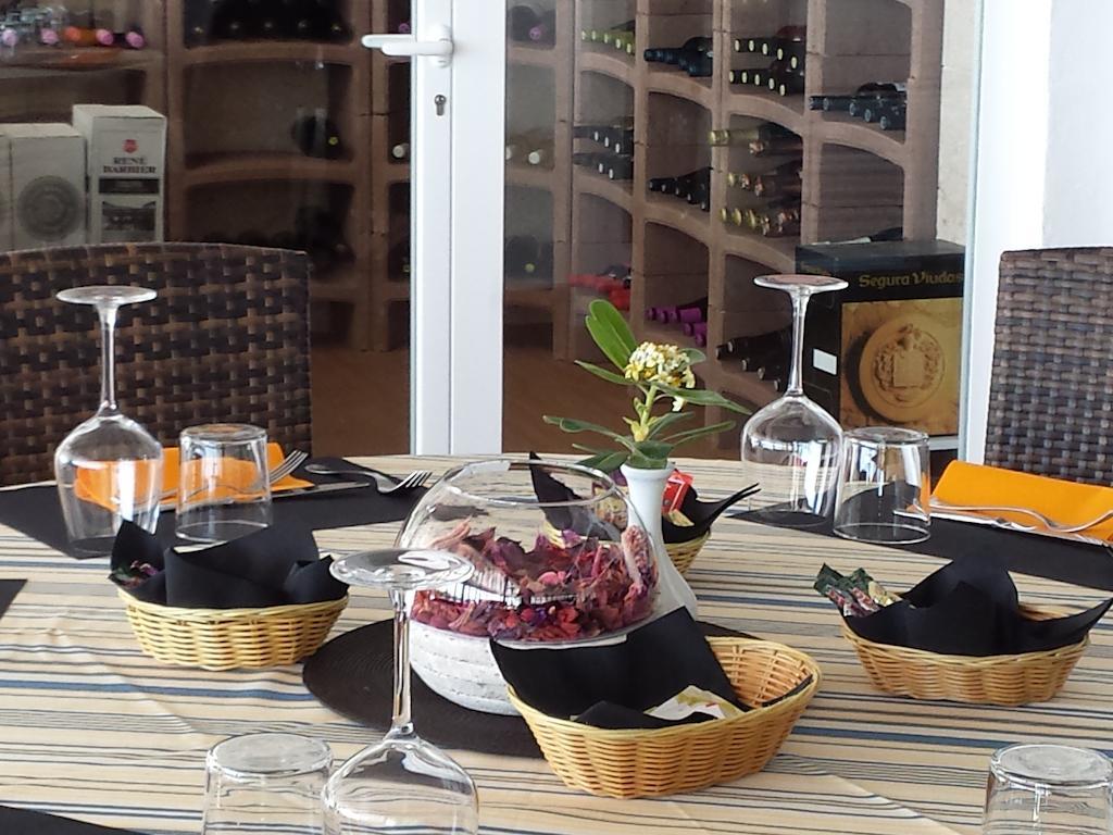 Apartamentos Vistamar Santo Tomás Екстериор снимка