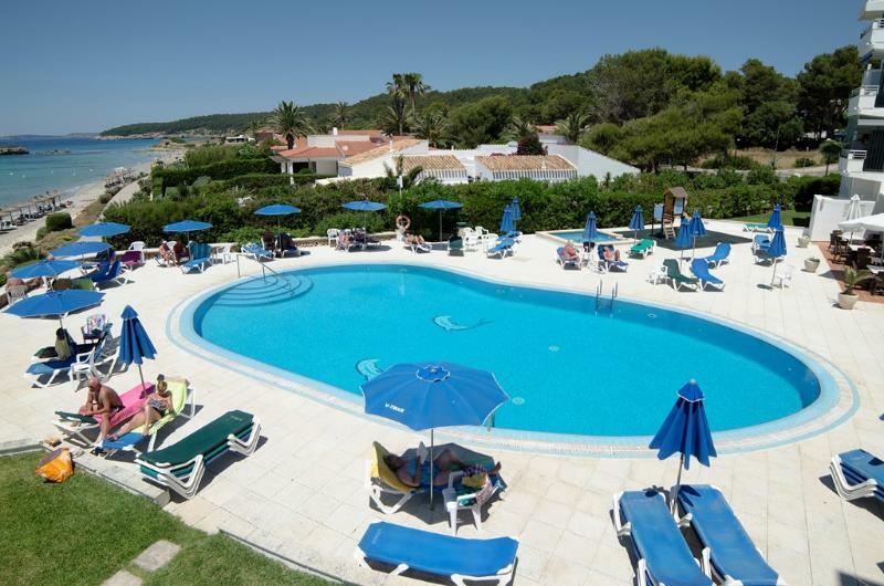 Apartamentos Vistamar Santo Tomás Екстериор снимка