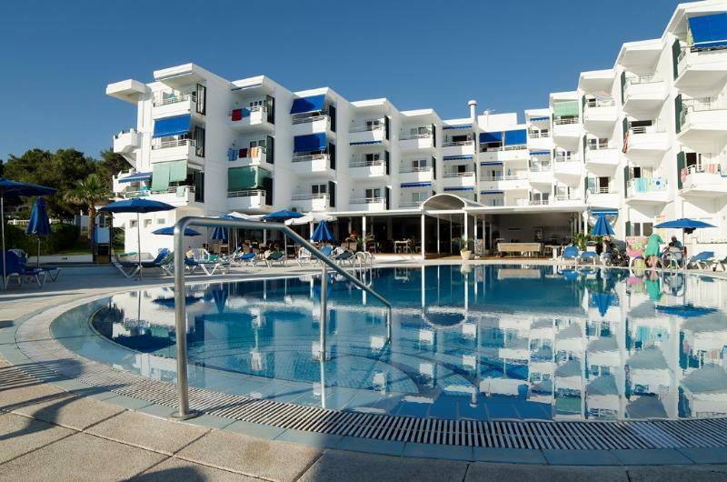 Apartamentos Vistamar Santo Tomás Екстериор снимка